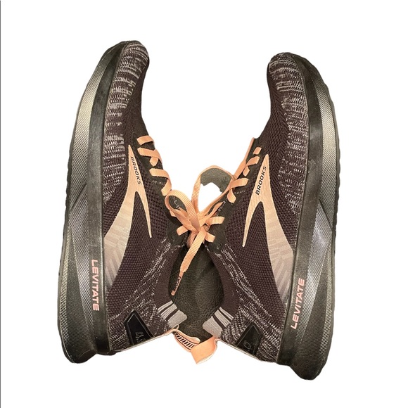 Brooks Levitate 4 Running Shoe 7.5 EUC - Picture 5 of 10